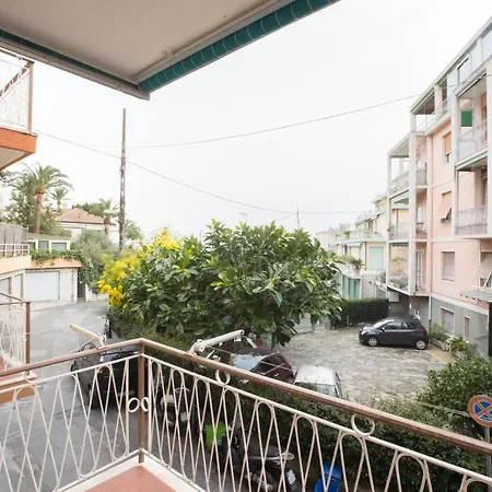דירה Stella Marina Few Min From Sea